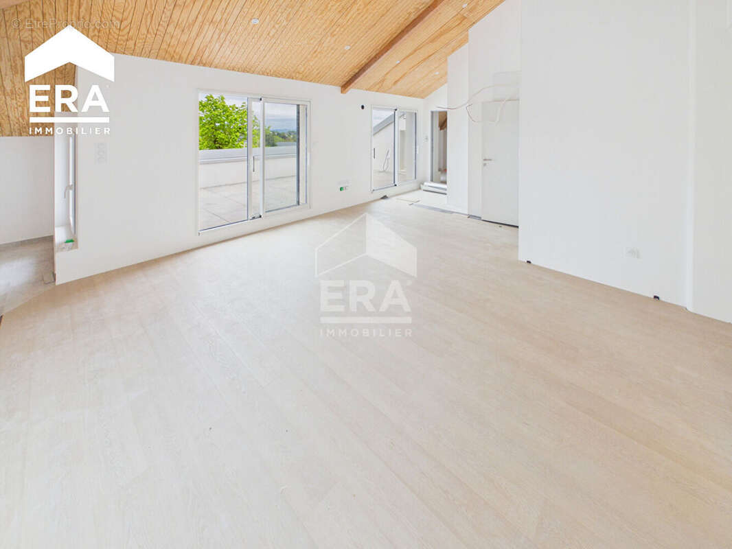 Appartement à BARAQUEVILLE
