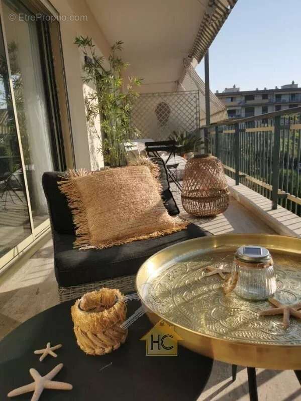 Appartement à CANNES