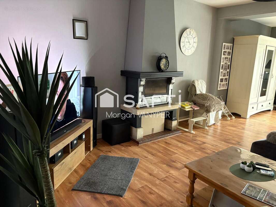 Photo 2 - Appartement à BRUAY-LA-BUISSIERE