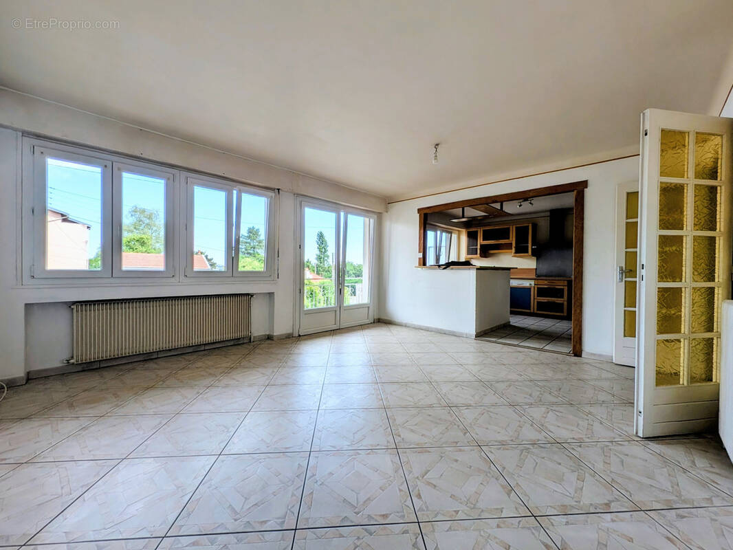 Appartement 3 pièces 75 m2 - photo 2