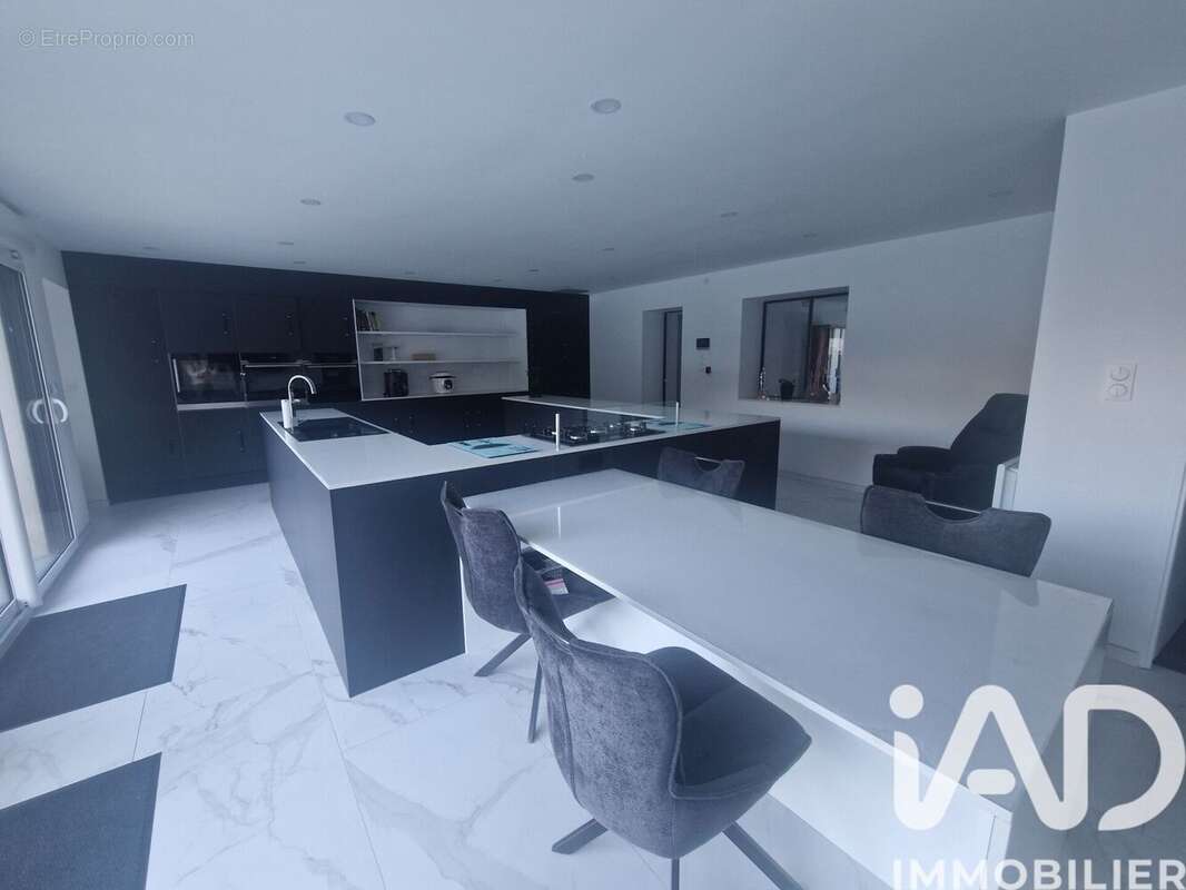 Photo 5 - Maison à HERSIN-COUPIGNY