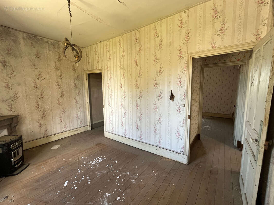 Maison à CUISERY