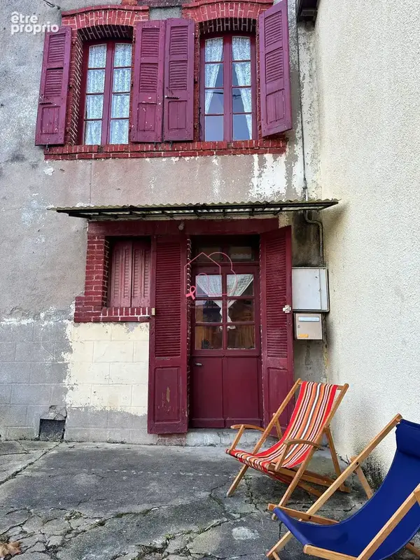 Maison à DECAZEVILLE