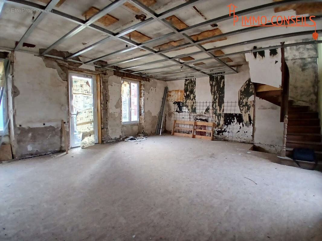 Maison à PLESSE