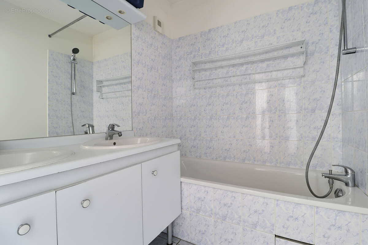 Appartement à SAINT-DENIS