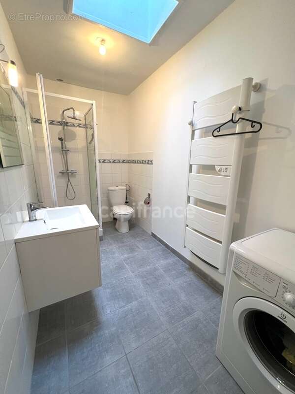 Appartement à FORCALQUIER