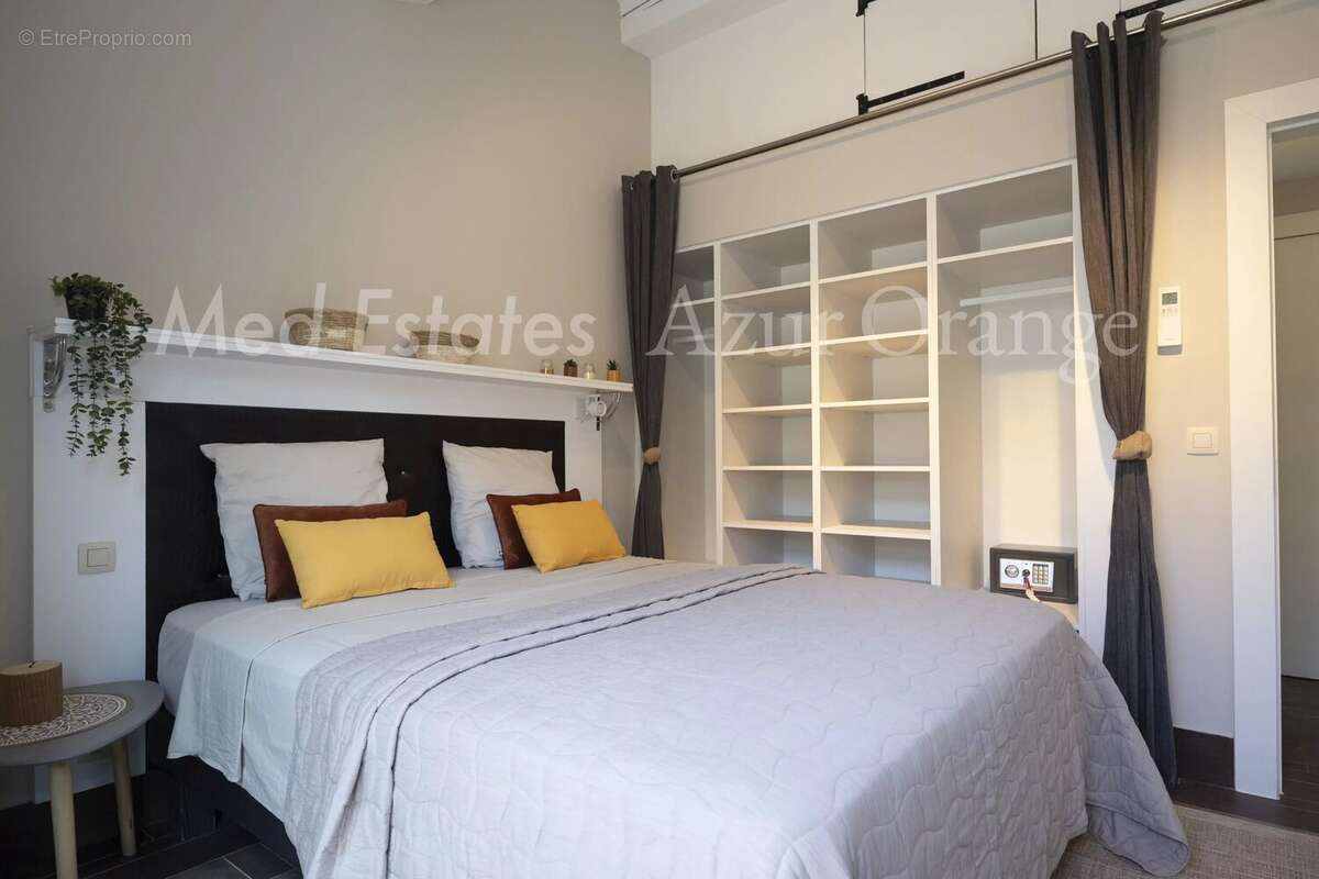 Appartement à GRIMAUD
