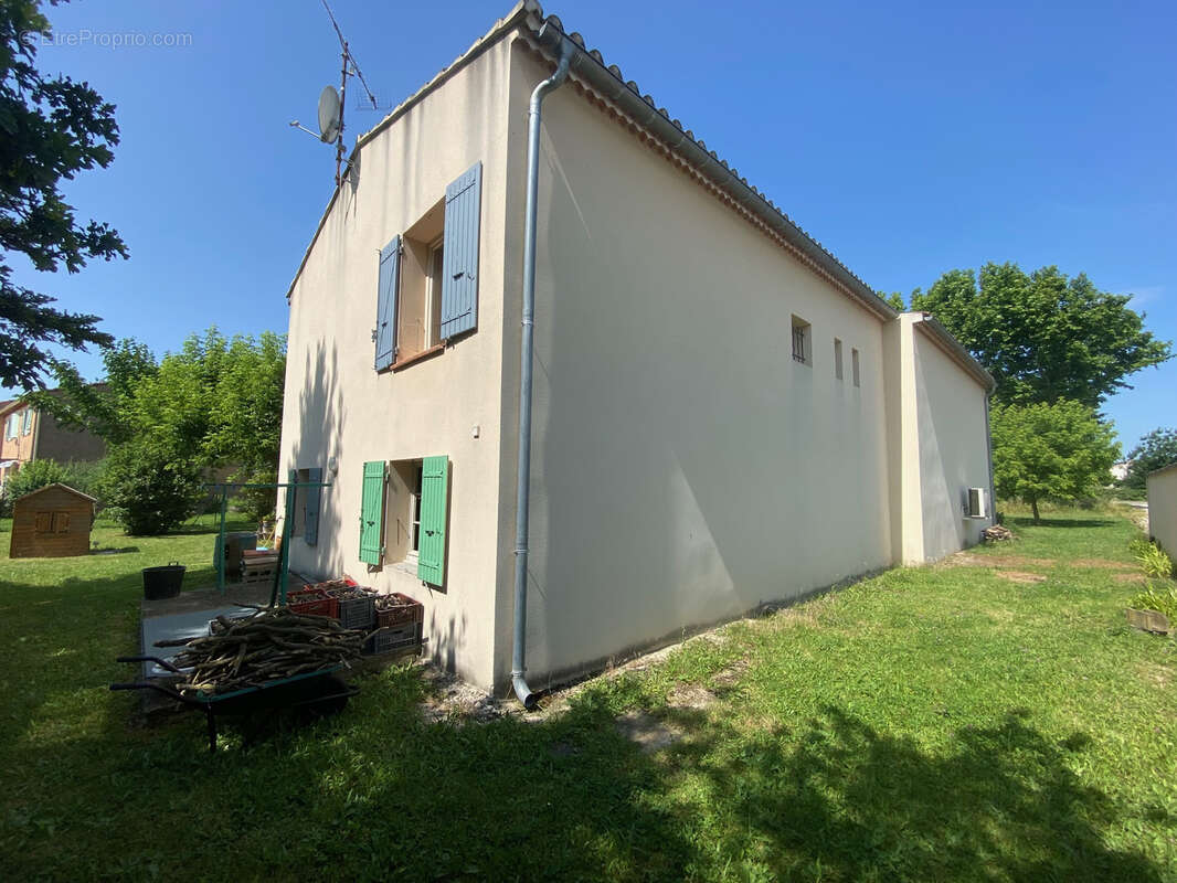 Maison à CADEROUSSE