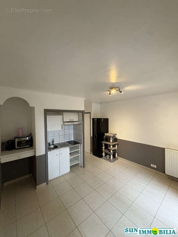 Appartement à SAINT-LAURENT-DU-VAR