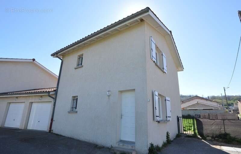 Maison à SAINT-SORLIN-EN-VALLOIRE