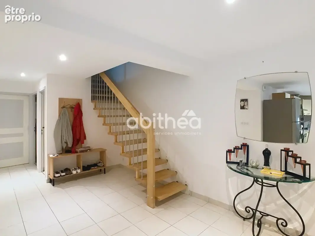 Maison rénovée à Roussines   À 5 minutes du golf de la Prèze - photo 7