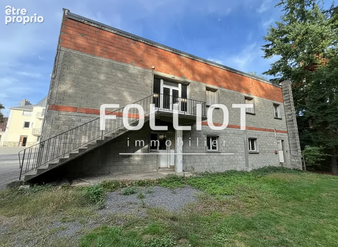 A VENDRE Local commercial de 1890 m² - photo 15