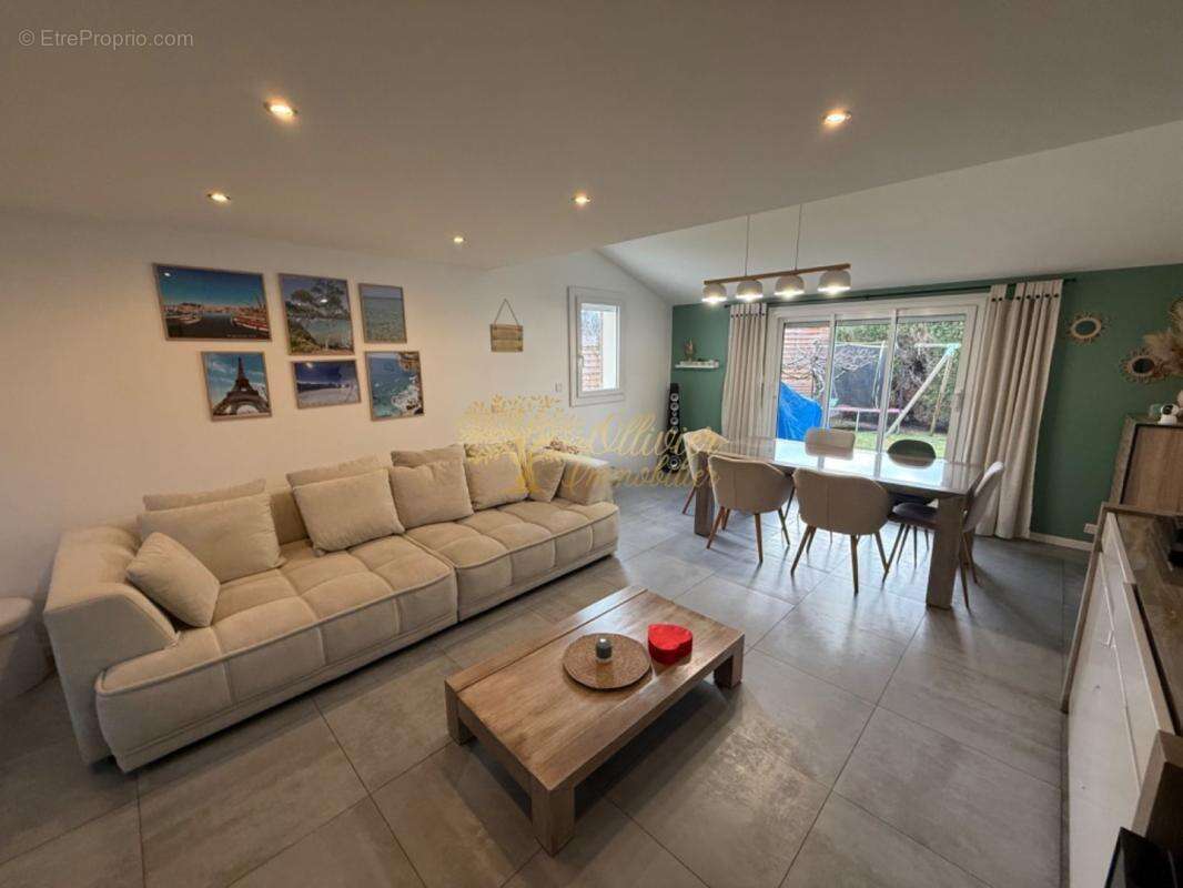 Maison à PONTAULT-COMBAULT