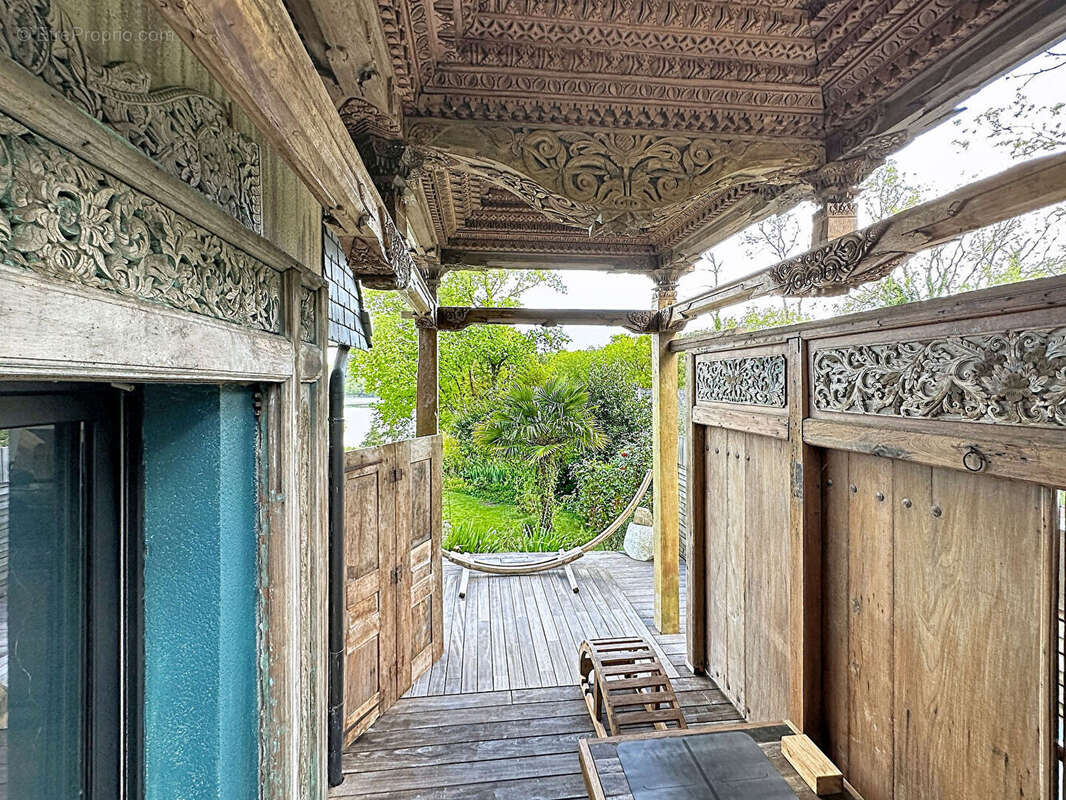 Maison à LOGONNA-DAOULAS