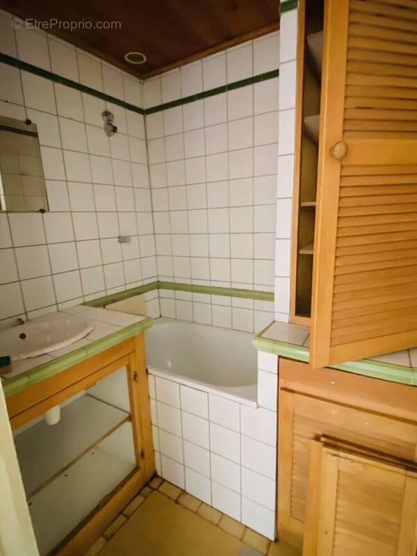 Appartement à MARSEILLE-6E