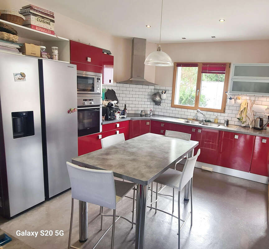 Maison à VEYRE-MONTON