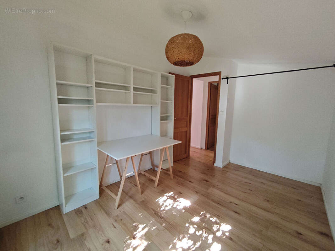 Maison T5 de plain-pied lumineuse sur parcelle de 606 m² - photo 7