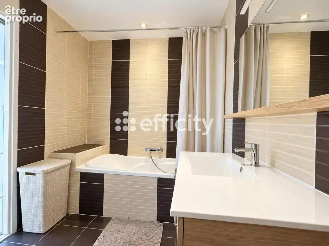 Maison 4 pièces 79 m² à vendre à Le Chay (17600) - photo 7