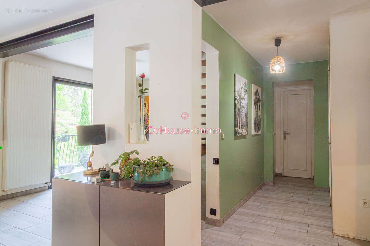 Maison 190 m² à Maule  - photo 32
