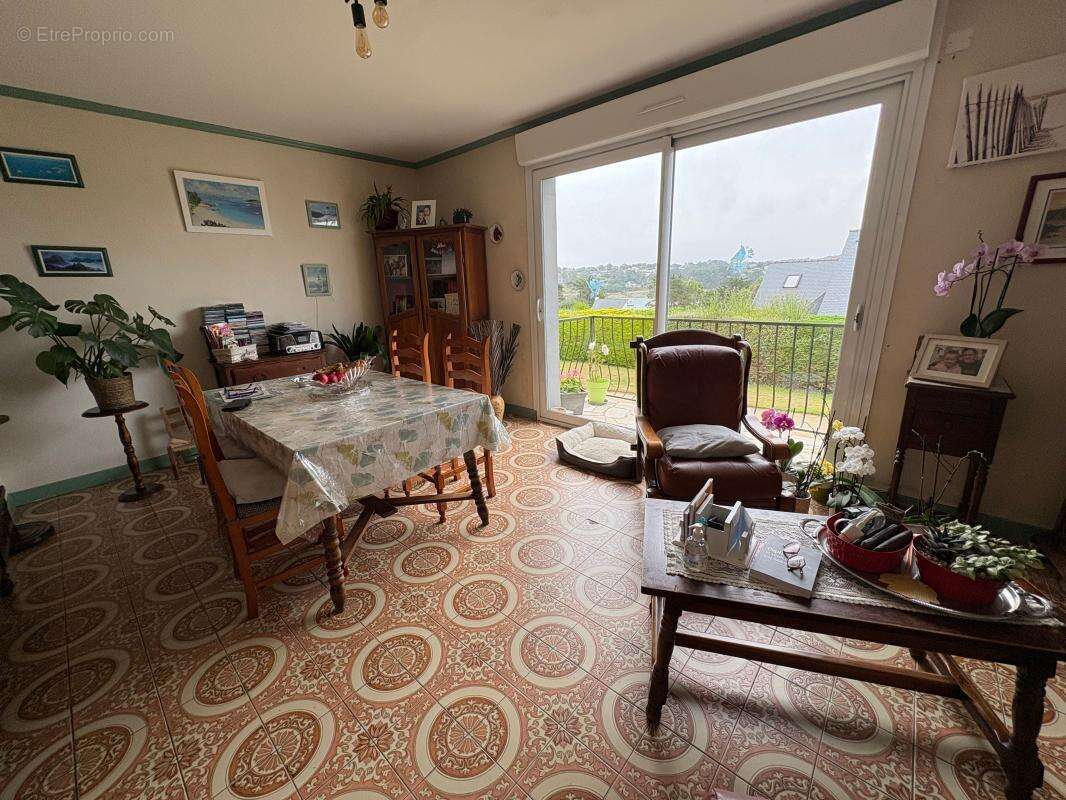 Maison à SAINT-PABU