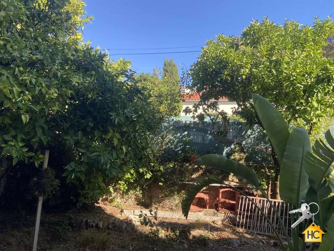 Appartement à LE CANNET