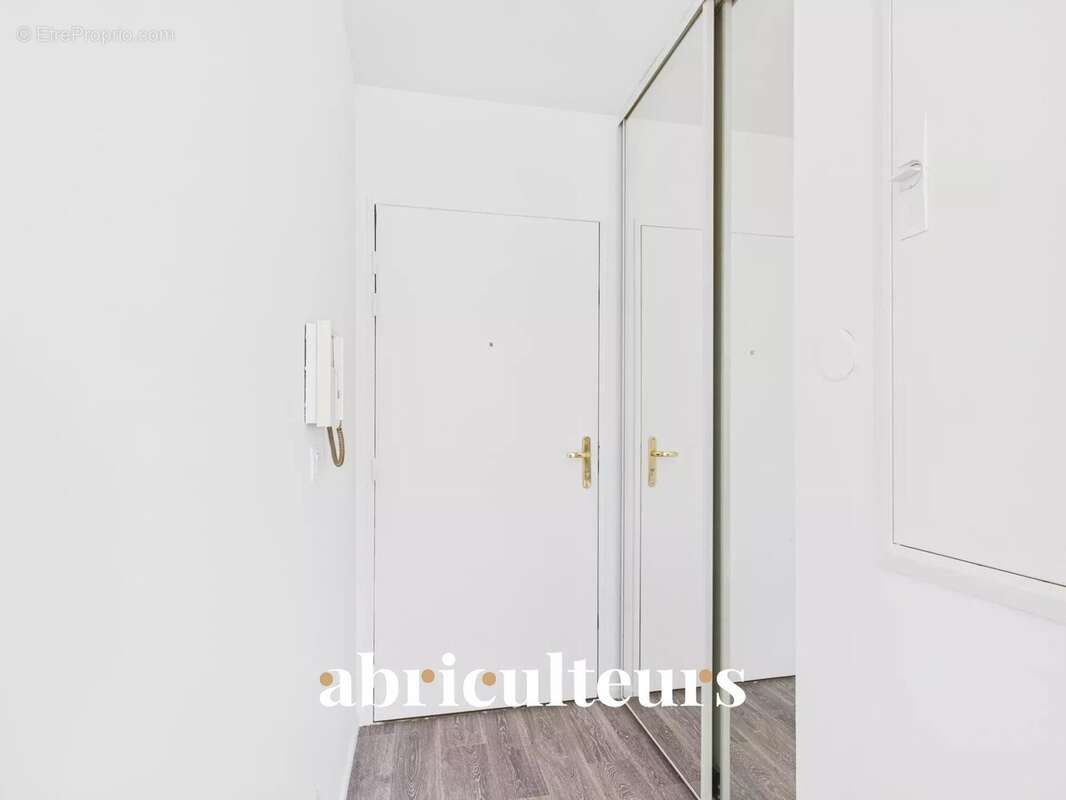 Appartement à SURVILLIERS