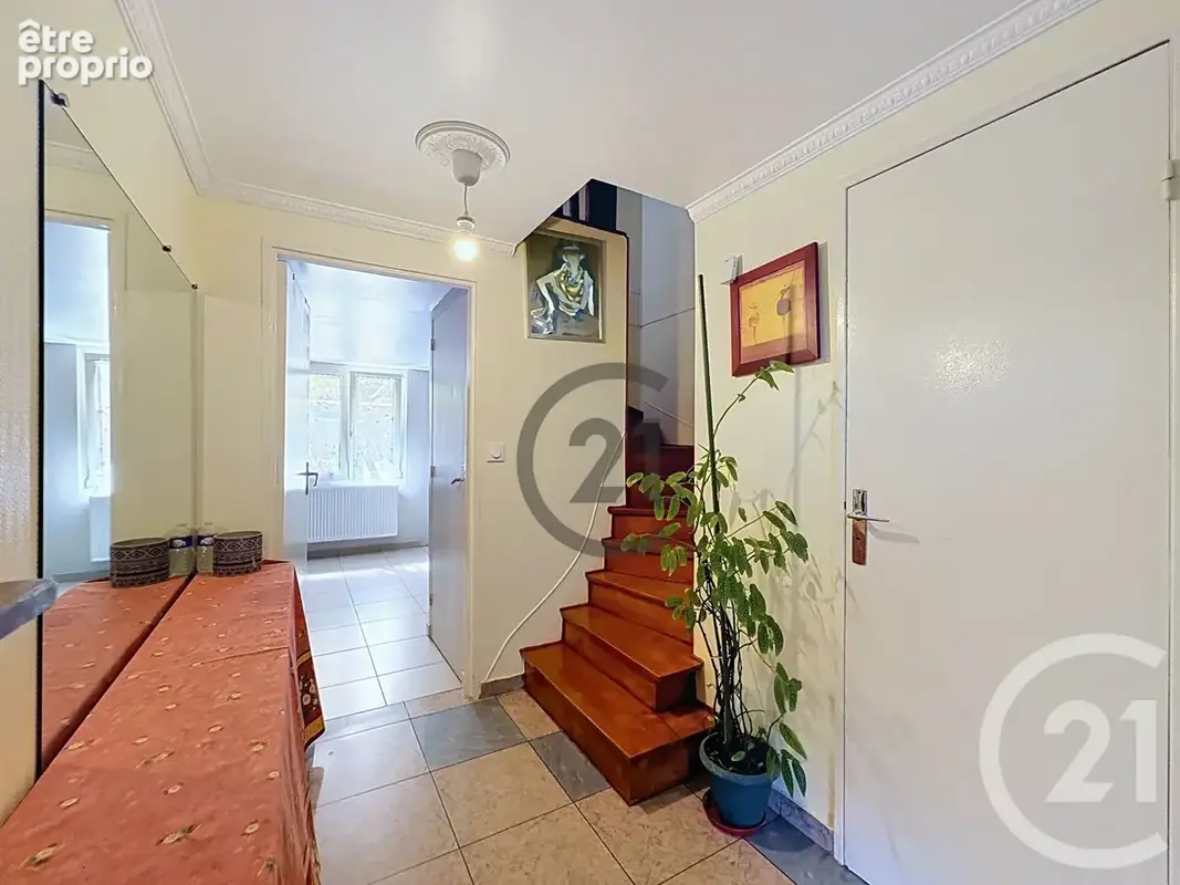 Maison 108 m² à Pontault-Combault  - photo 6