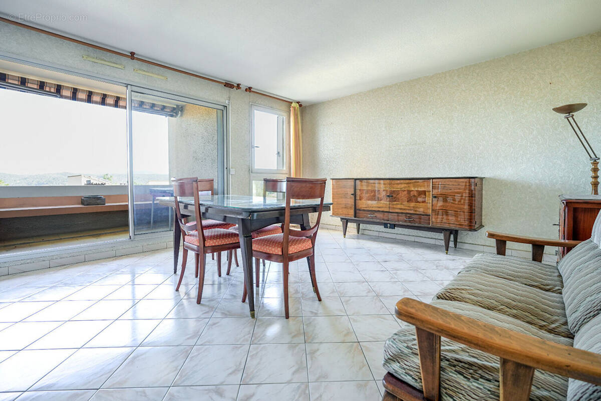 Appartement à AIX-EN-PROVENCE