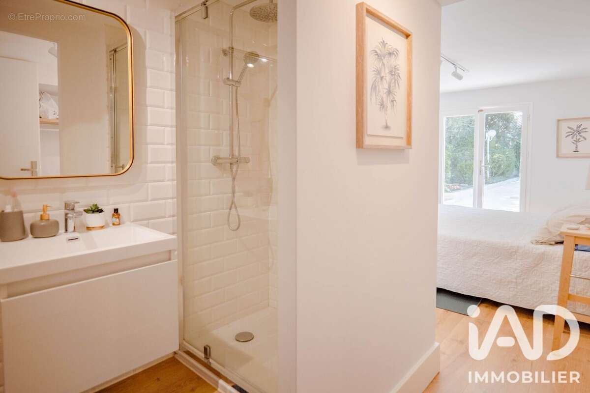Maison 162 m² à Montelimar  - photo 9