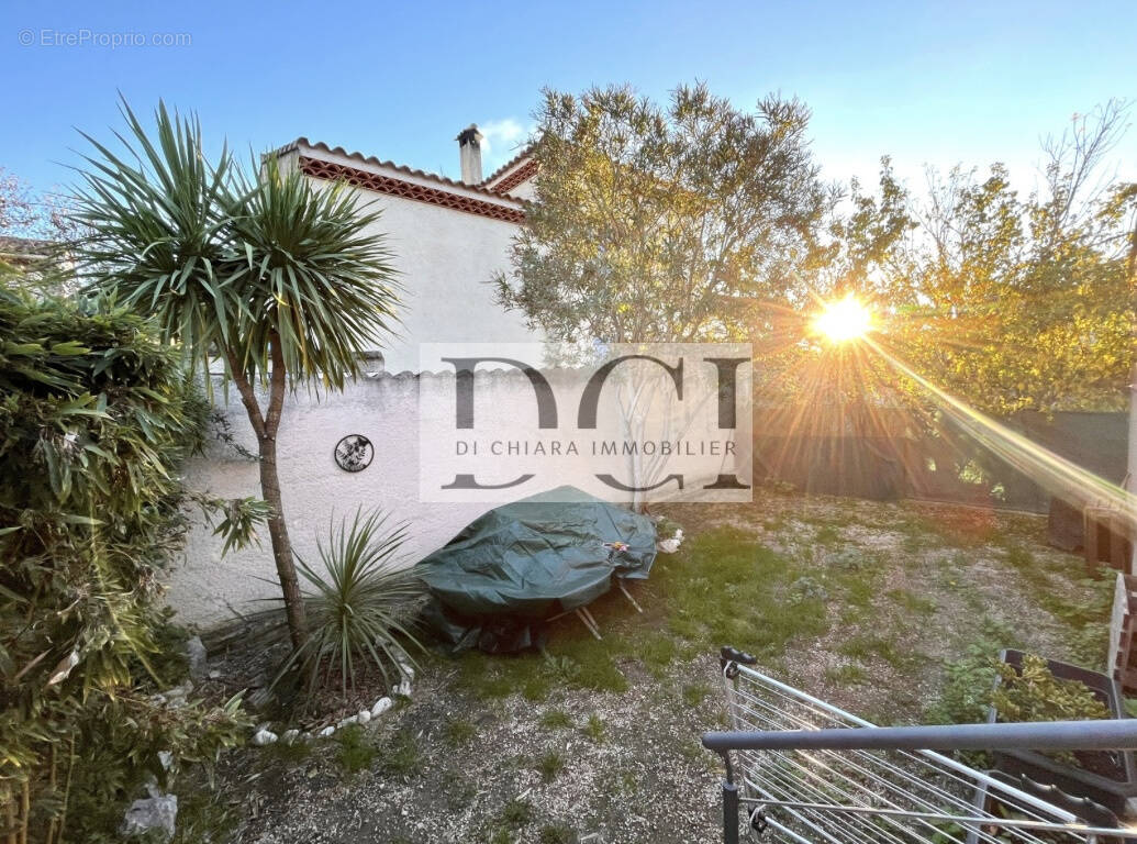 Maison à ENSUES-LA-REDONNE