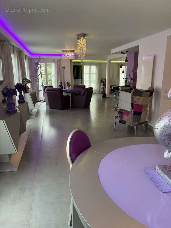 Appartement à FONTAINEBLEAU