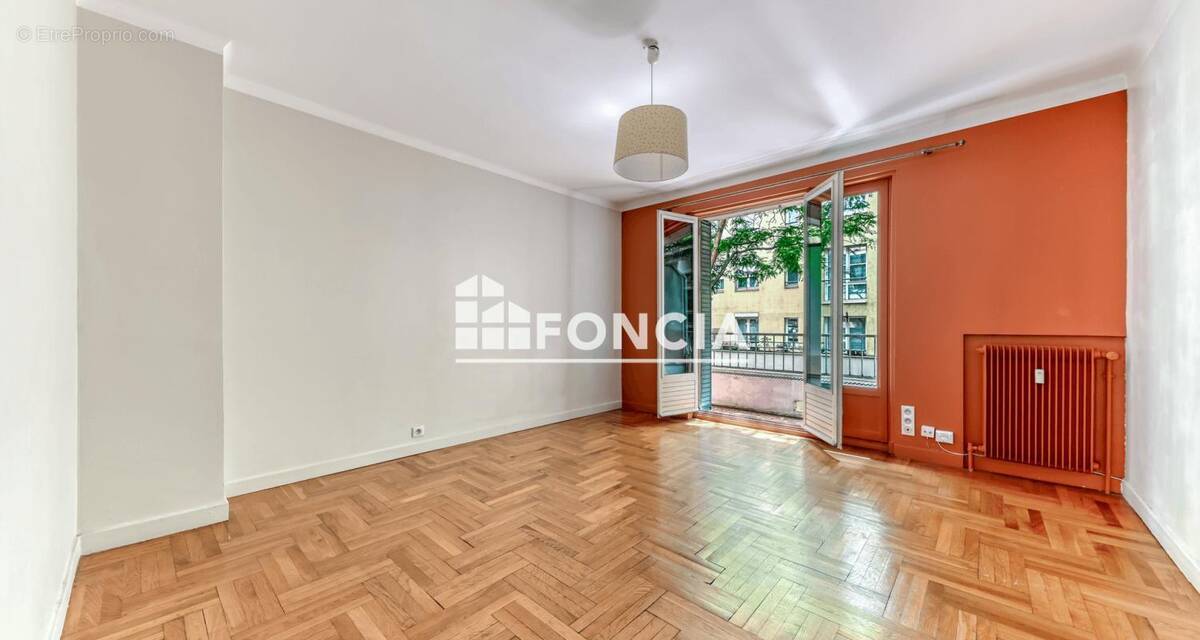 Appartement à LYON-7E