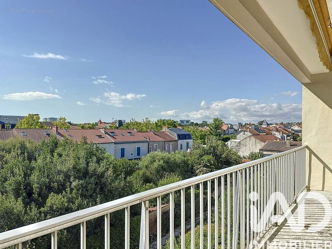 Photo 1 - Appartement à LA ROCHELLE