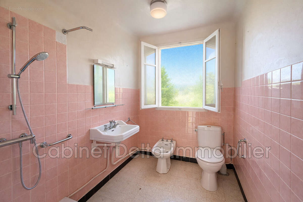 Maison à SIX-FOURS-LES-PLAGES