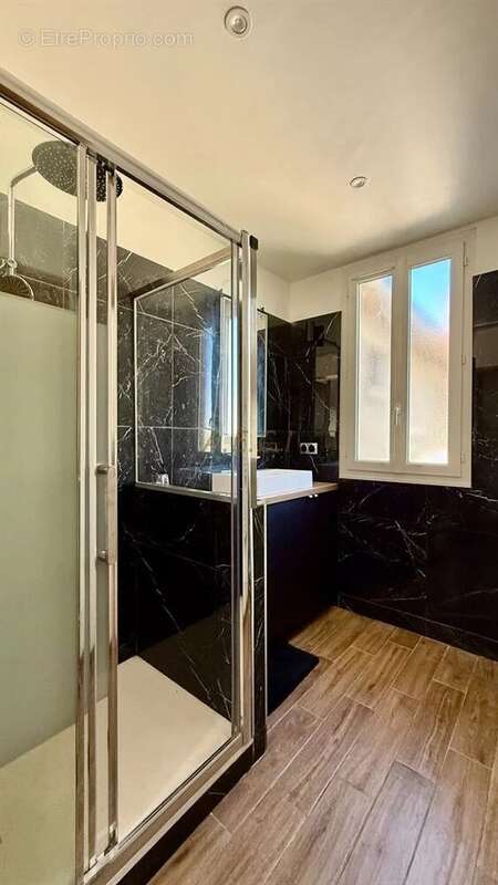 Appartement à BOIS-COLOMBES