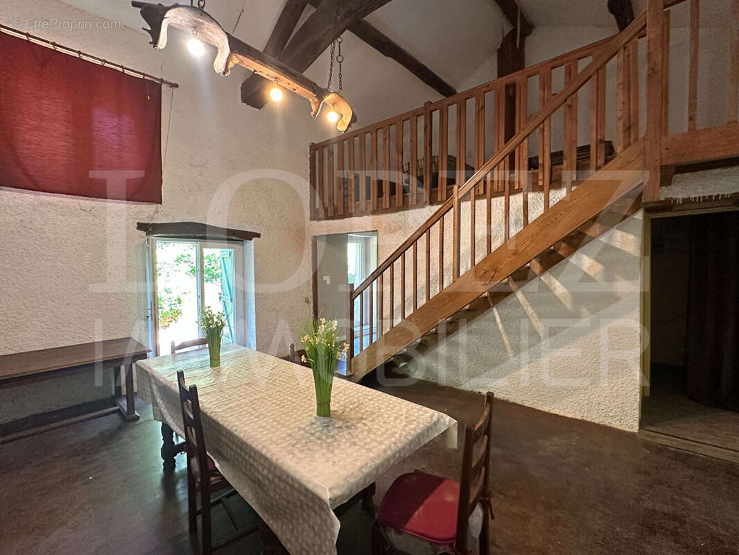 Maison à SAINT-AMANS-VALTORET