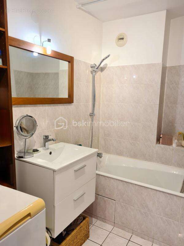 Appartement à EPINAY-SUR-ORGE