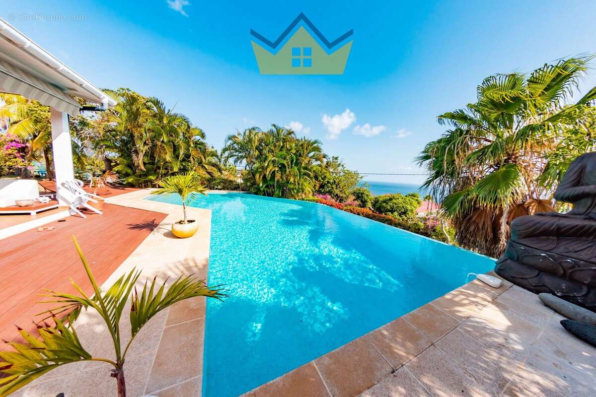 Maison à CASE-PILOTE