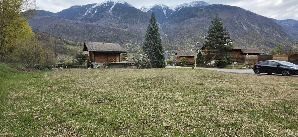 Terrain à SAINT-PAUL-SUR-ISERE