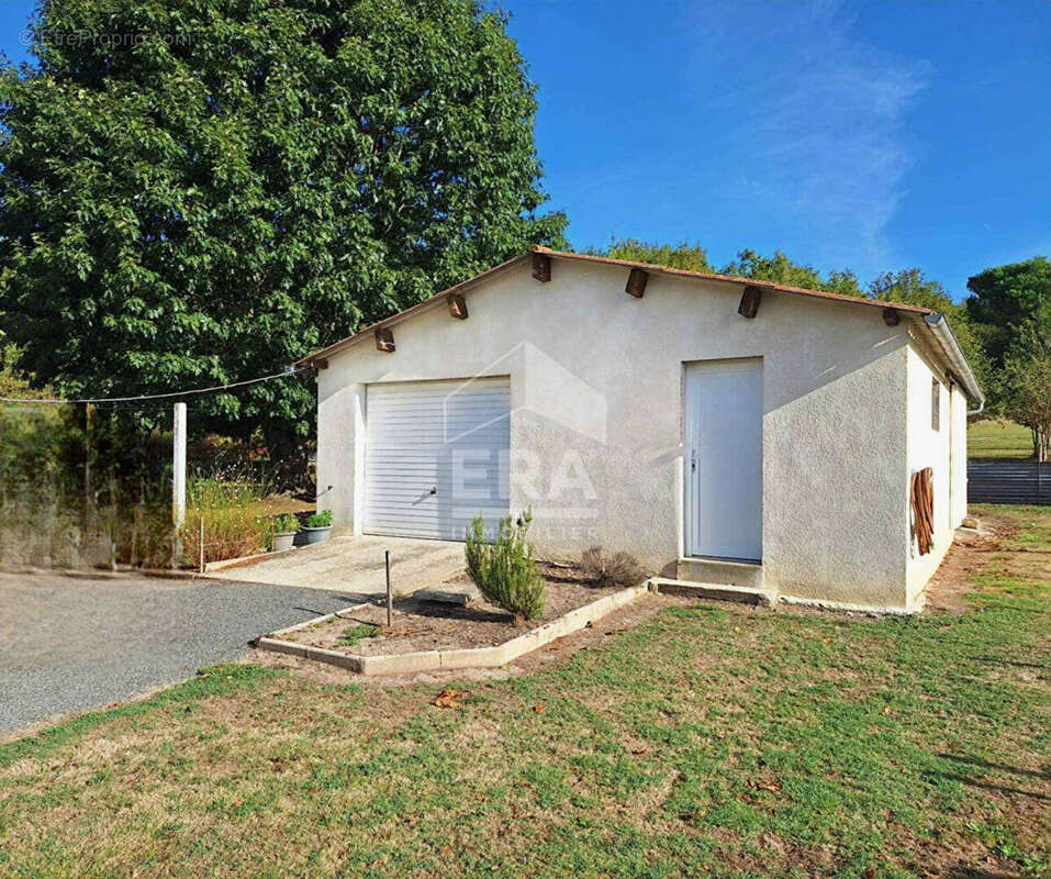 Maison à SAINT-SEURIN-SUR-L&#039;ISLE