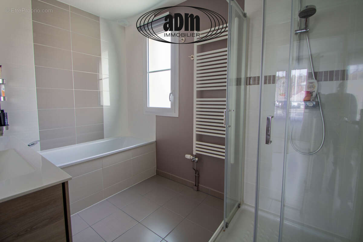 Maison à BAILLY-ROMAINVILLIERS