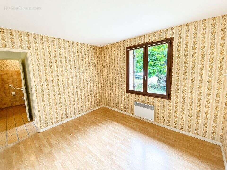 Maison 90 m² à Cazaubon  - photo 25