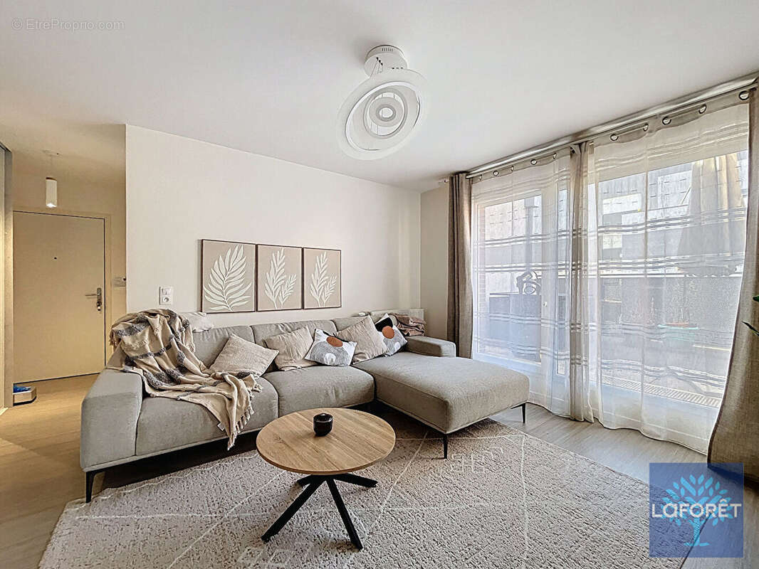 Appartement à VIGNEUX-SUR-SEINE