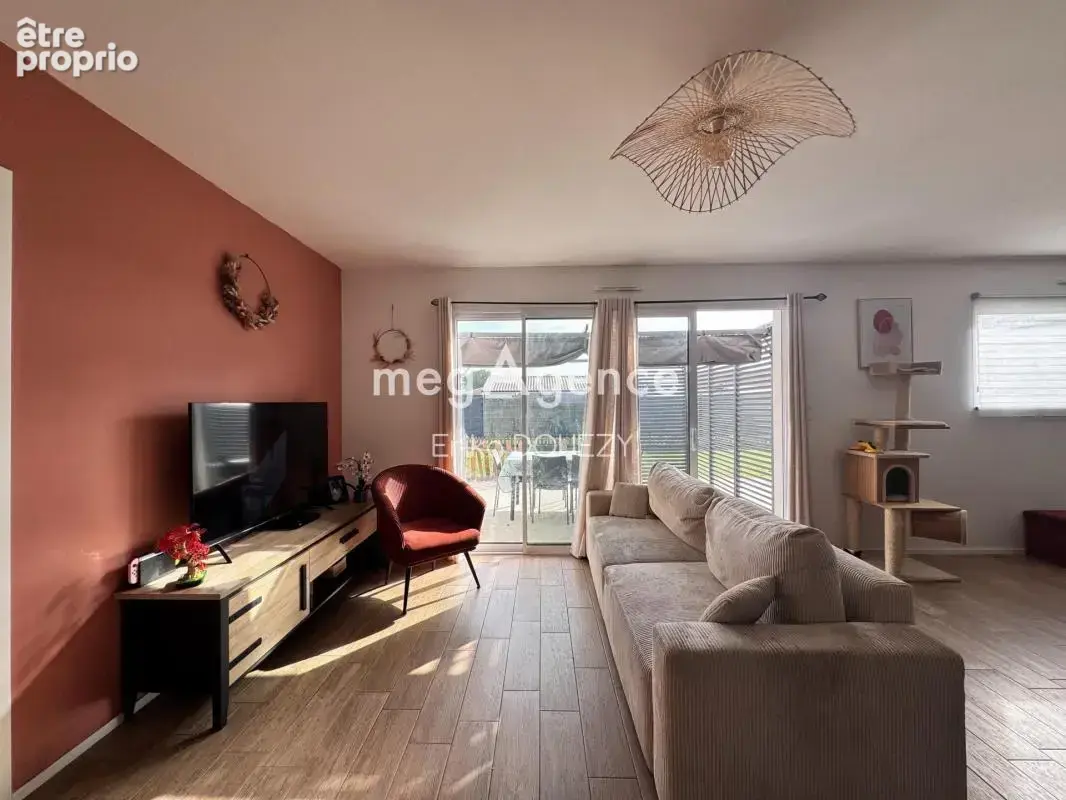 Maison contemporaine plain-pied 4 chambres double garage - photo 5