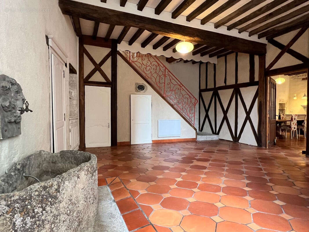 Maison à LA SAUVETAT-DU-DROPT