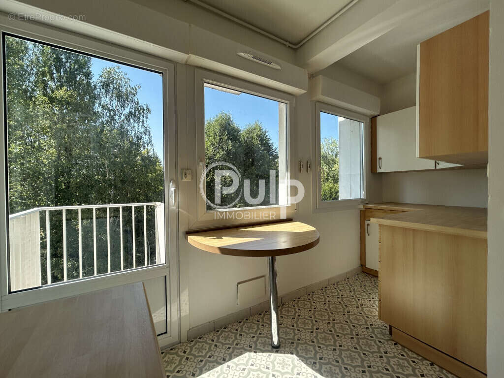 Sainte-catherine: appartement t4 avec extérieur, garage, cave et parking - photo 8