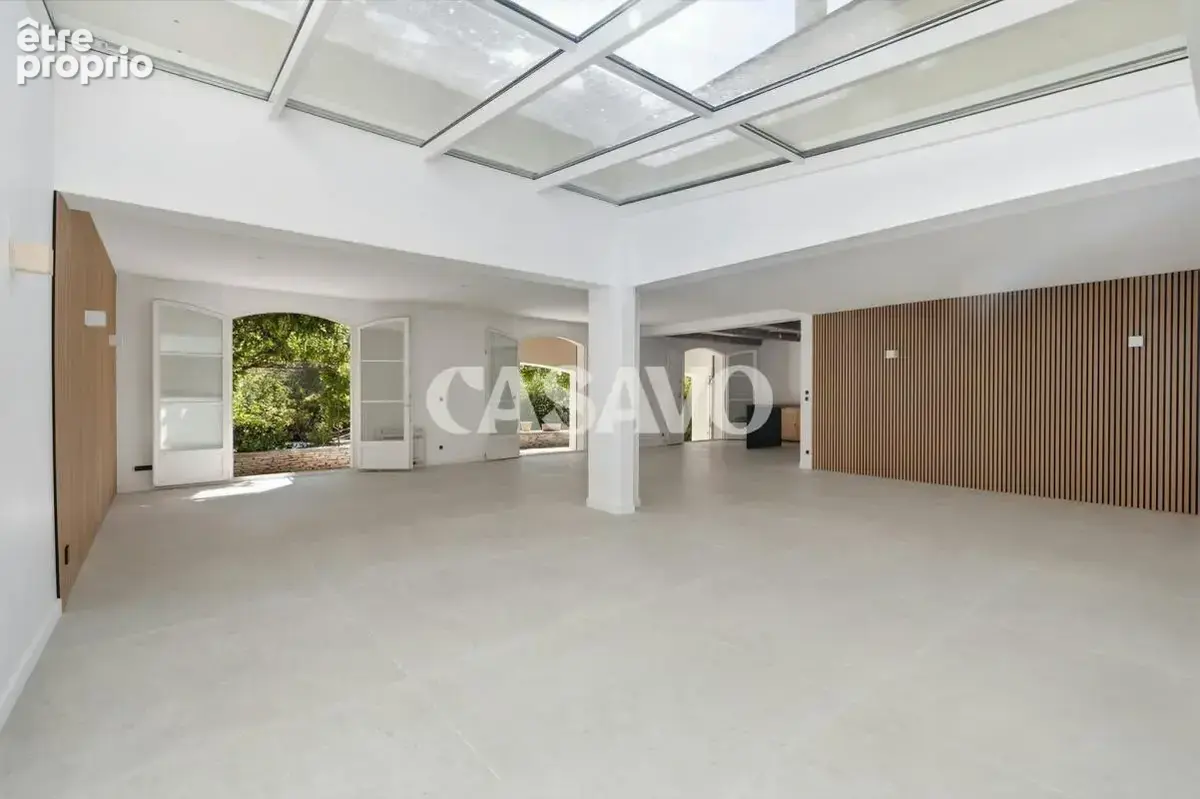 Vente Maison 5 pièces de 240m² - 13410 Lambesc - photo 14