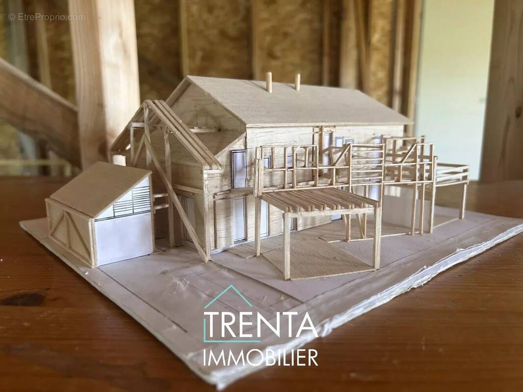 Maison à LE GRAND-LEMPS