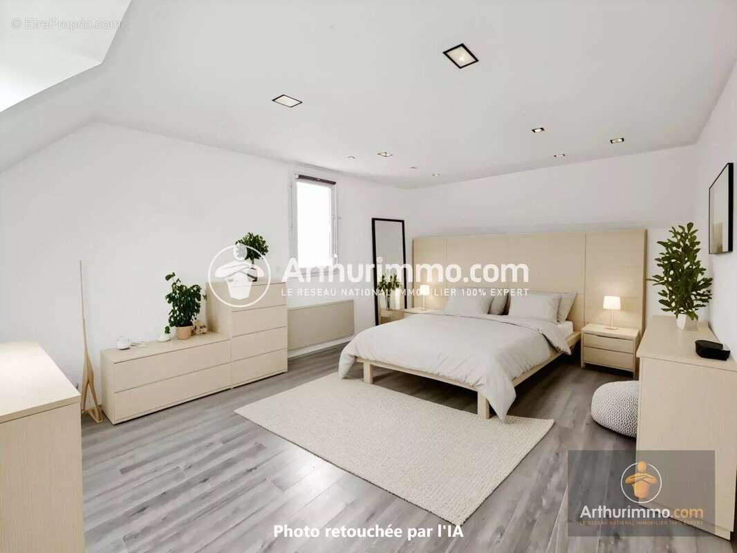 Maison à SAINT-PIERRE-DU-PERRAY