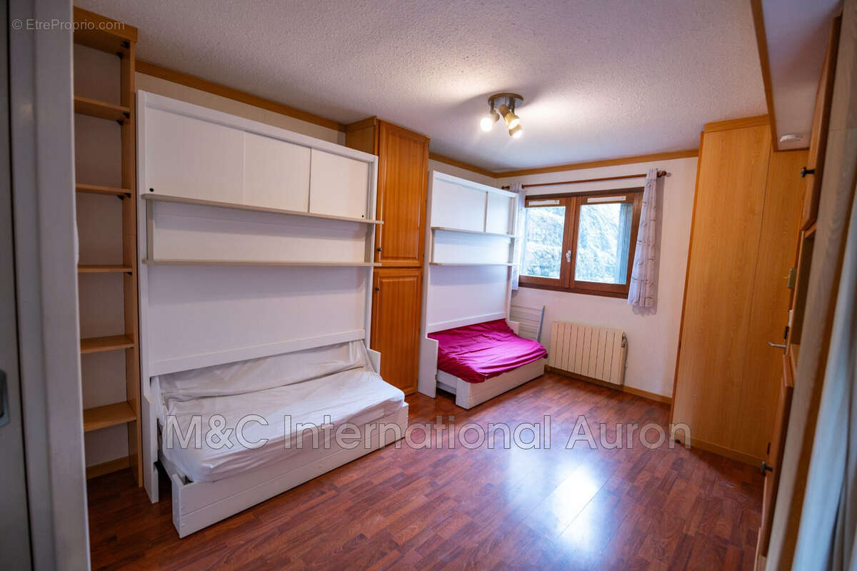 Appartement à SAINT-ETIENNE-DE-TINEE